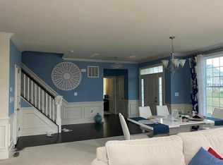 23435 Longollen Woods Ter, Ashburn, VA 20148