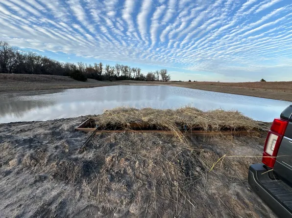 0 S Salt Marsh Rd, Sylvia, KS 67581
