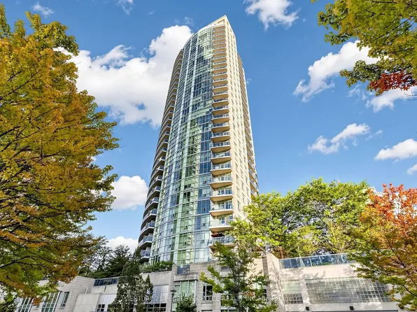 70 Absolute Ave Unit 1406, Mississauga, ON L4Z 0A4