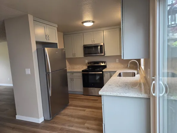 3816 Wetmore Ave APT 2, Everett, WA 98201