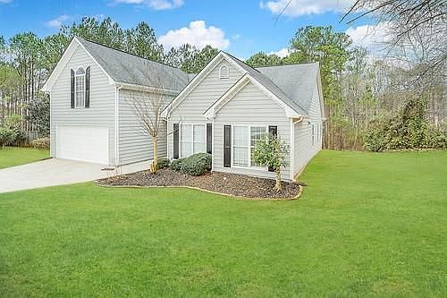 3rd image of 2710 Peachtree Parc Ln