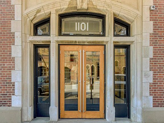 4th image of 1101 Jackson St APT 205