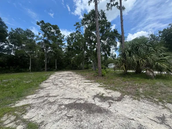 36 SE 209th Ave, Old Town, FL 32680