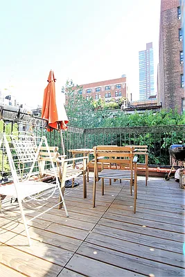 Rented by JK Dansar Corp | media 30