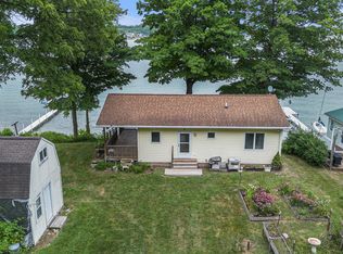 61708 Lake View Dr, Cassopolis, MI