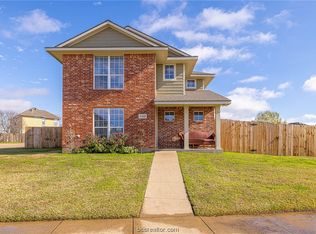 4008 Southern Trace Ct, College Station, TX 77845