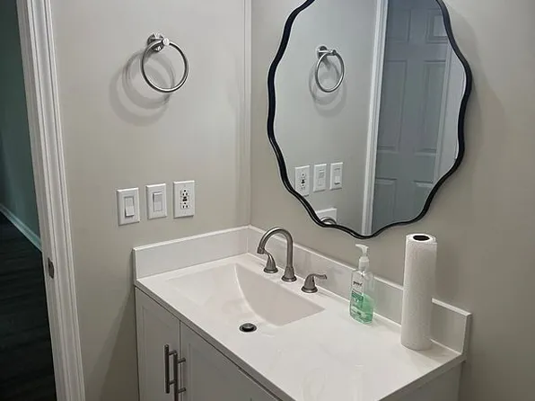 101 Fawn Trail Ln, Pelzer, SC 29669