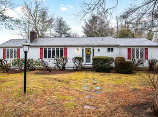 189 Guildford Rd, Centerville, MA 02632