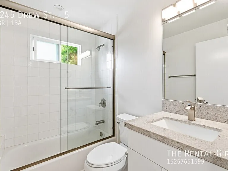 3245 Drew St #5 — Photo 6