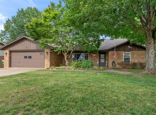 5663 Walden St, Lowell, AR 72745
