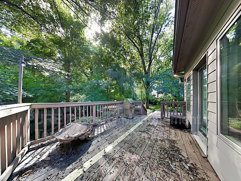3818 Woodmont Ln — Photo 36
