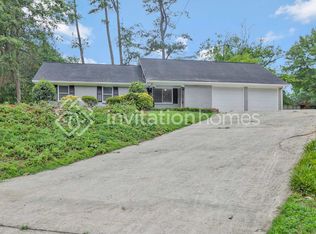 1150 Autumn Hill Ct, Stone Mountain, GA 30083