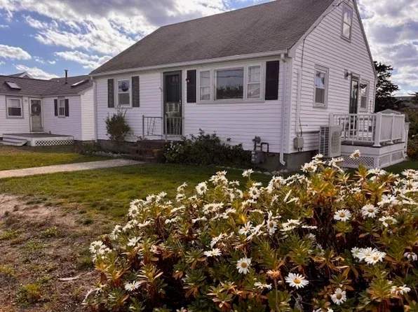 215 Standish St, Marshfield, MA 02050