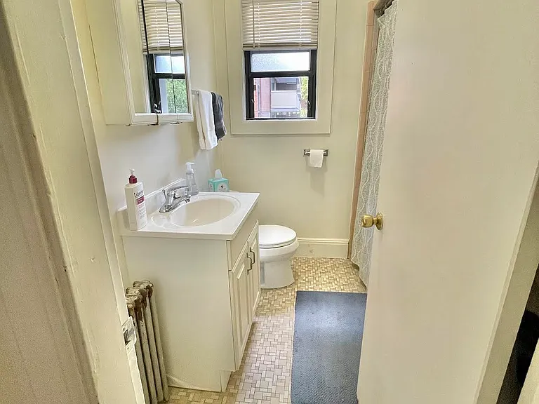 45-60 Longwood ave — Photo 14