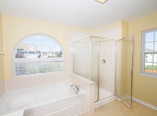 2154 Emily Dr, Bolingbrook, IL 60490