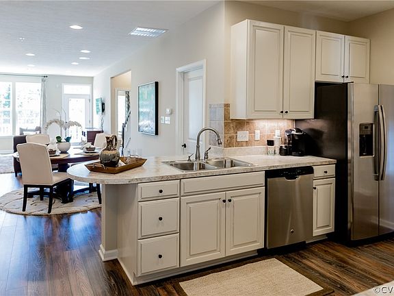 2nd image of 7849 Wistar Woods Pl #Ac