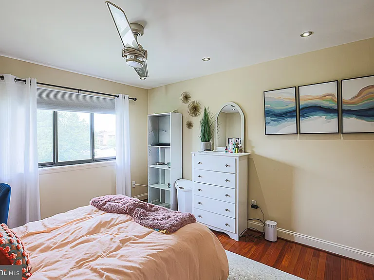 400 Five Farms Ln — Photo 54