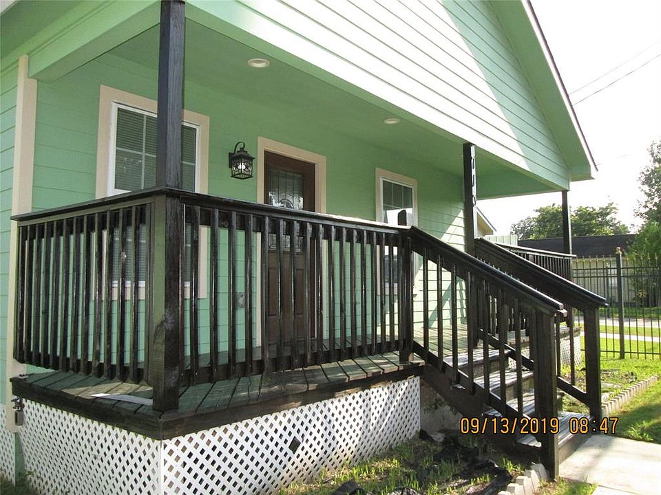 1st image of 713 E 32nd St