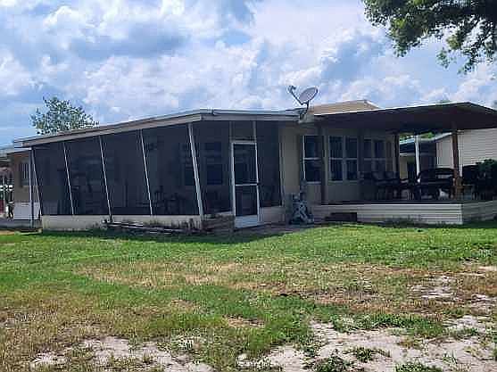 1st image of 34120 Linda Ln