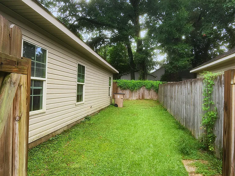 858 Linlen Ave — Photo 40