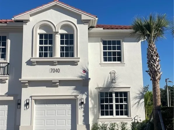 7040 Ambrosia Ln APT 301, Naples, FL 34119