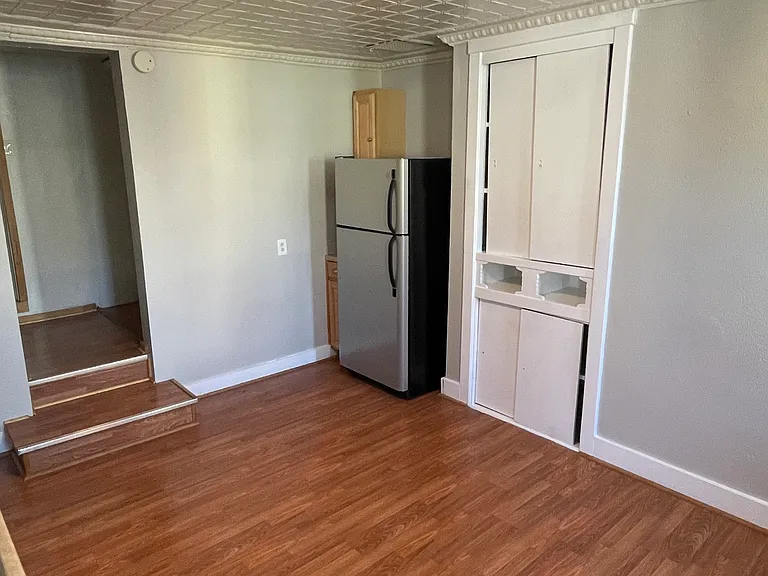 2622 Stella St — Photo 11