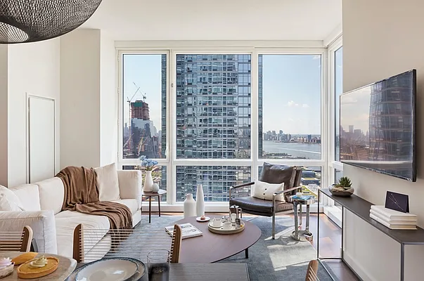 Rented by The Moinian Group | media 5