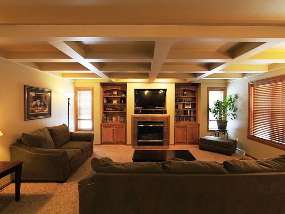 4th image of 997 Tanglewood Dr