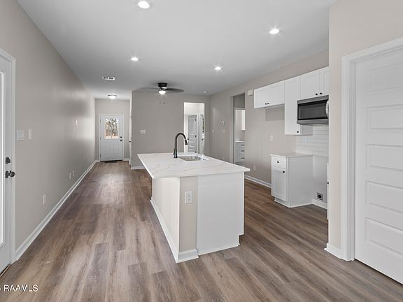4th image of 1154 Madeline Hts