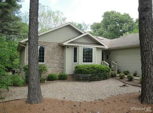15 Crosshill Dr, Bella Vista, AR 72715