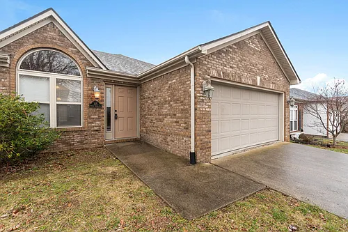 305 Spring Valley Ln Photo 1