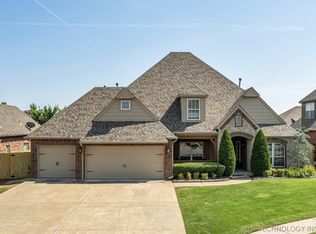 3714 W 108th Ct S, Jenks, OK 74037