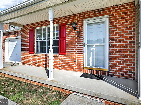 4th image of 317 Johnathon Dr