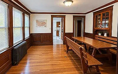 3 bed, 1200 sqft, $6,200 — Photo 2
