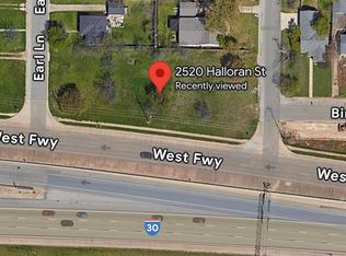 2520 Halloran St, Fort Worth, TX 76107