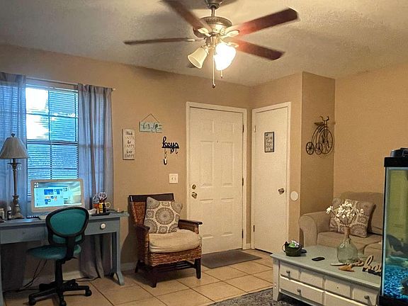 3rd image of 144 SW Millennium Ct