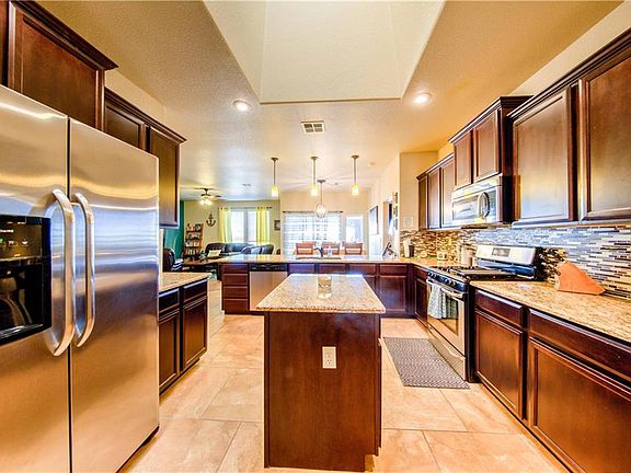 4th image of 612 Lichfield Dr