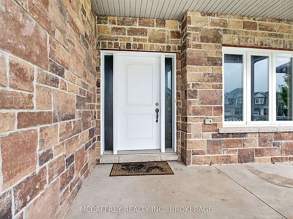 3rd image of 1286 Carfa Cres