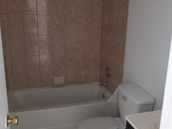 3rd image of 1718 S 4th St Floor 3