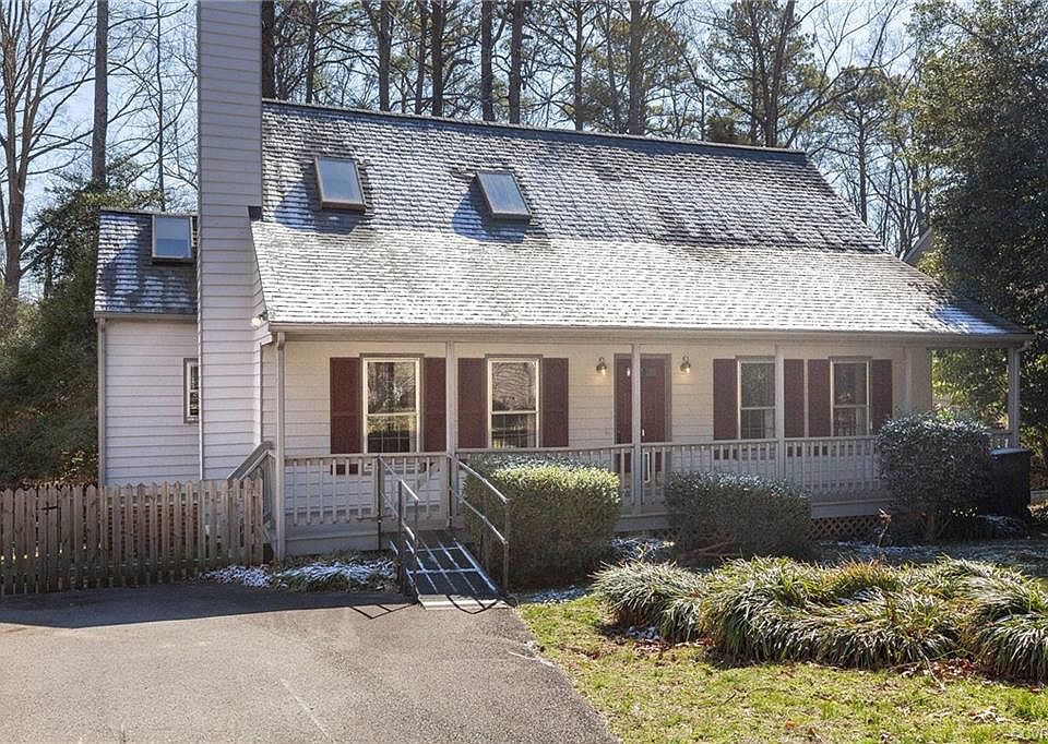 1st image of 1800 Celia Cres
