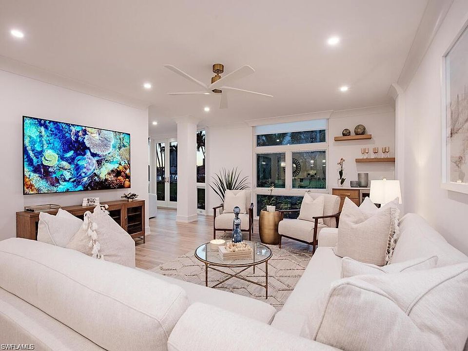 1st image of 400 Park Shore DR #102