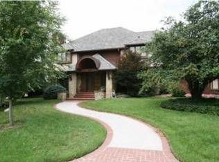 8903 E Clubside Cir, Wichita, KS 67206