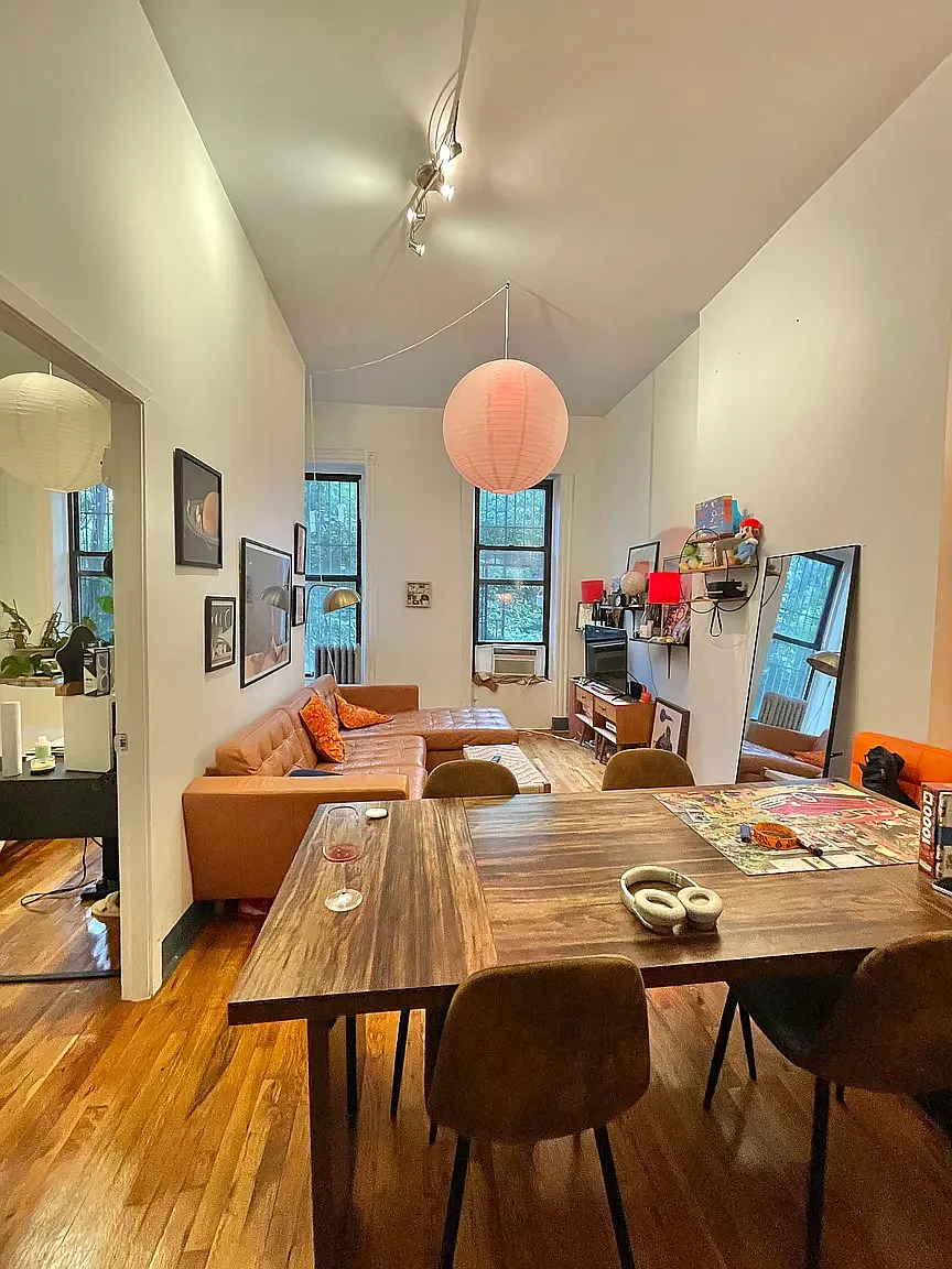 628 Willoughby Avenue — Photo 2