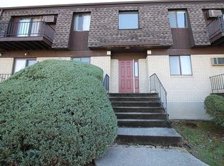 2406 Cherry Hill Dr #1, Poughkeepsie, NY 12603