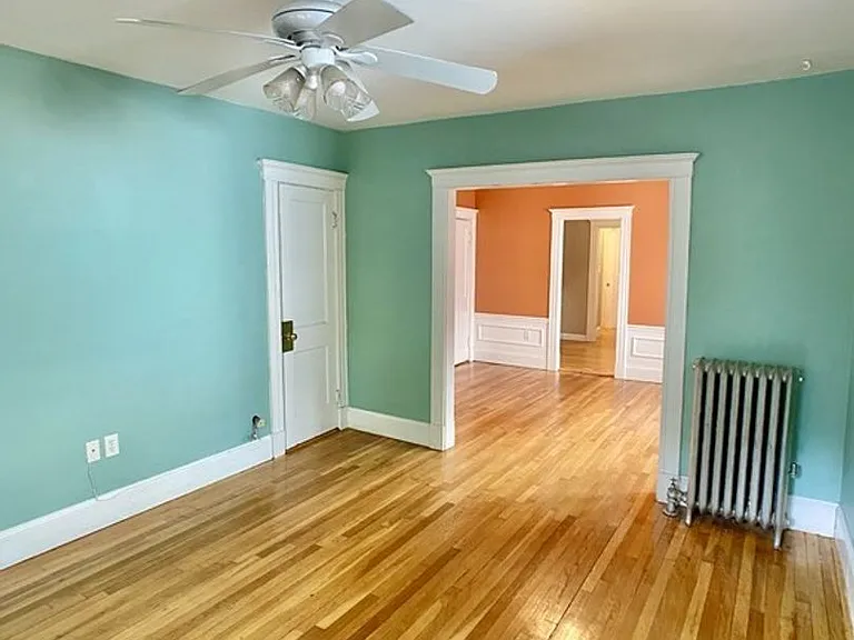 48 Boylston St #1R — Photo 8