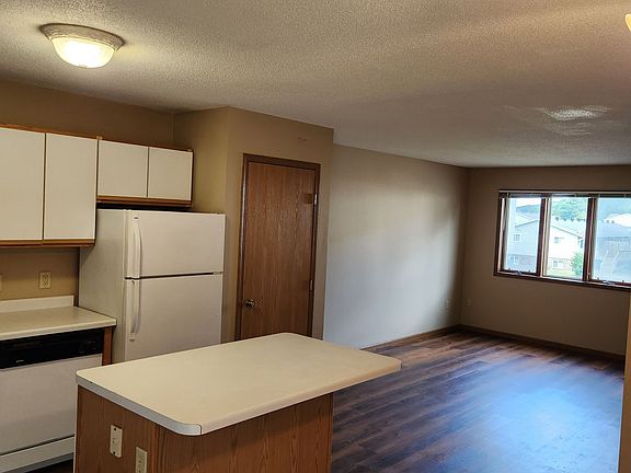 4th image of 4912 Coventry Ct