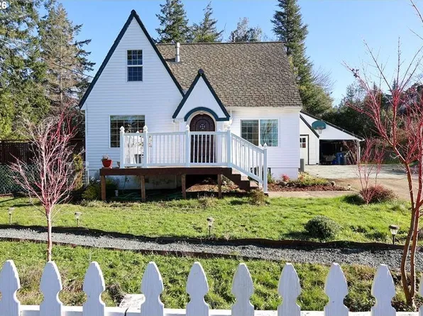 (undisclosed Address), Coquille, OR 97423