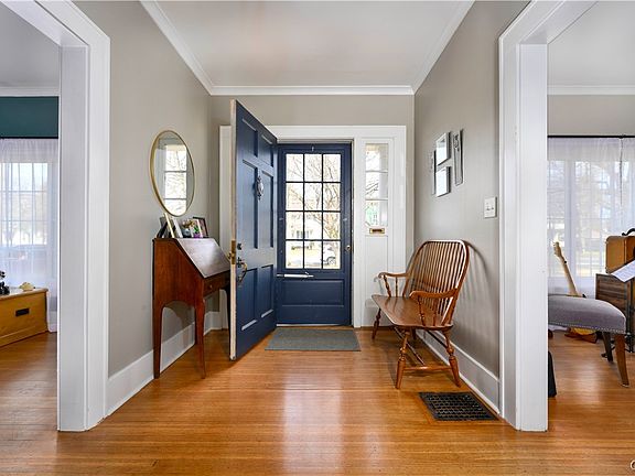 4th image of 508 Broad St