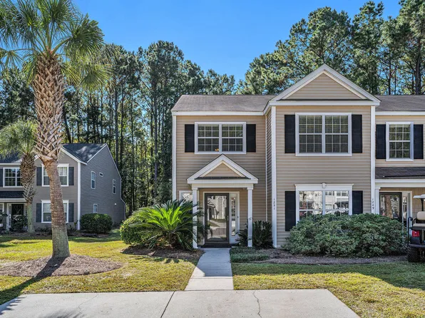 1251 Island Club Dr, Charleston, SC 29492