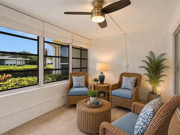3rd image of 2828 HIGHLANDS BOULEVARD #A